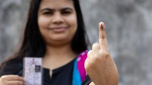 Voter ID Card: 15 दिनों में मिलेगा वोटर आईडी कार्ड, ECI ने शुरु की फास्ट-ट्रैक डिलीवरी