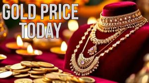 Gold Rate Today In India : नई ऊंचाई पर सोने का भाव! फिर इतना महंगा हुआ  गोल्ड - जानें खरीदारी का सही समय कब