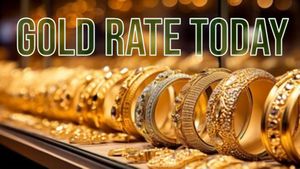 Gold Rate Today: सोना फिर हुआ महंगा, प्रति 10 ग्राम पर इतना बढ़ गया गोल्ड रेट; नई ऊंचाई पर चांदी