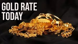 Gold Rate Today: देश में इतना सस्ता हुआ सोना - जानें अब कितना है 10 ग्राम 24K और 22K गोल्ड का भाव