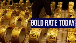 Gold Rate in India Today : 6 दिनों की तेजी के बाद सोना हुआ सस्ता - जानें 24K, 22K, 18K गोल्ड की लेटेस्ट कीमत