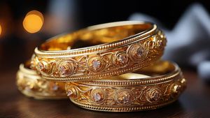 Delhi Gold Price: राजधानी में सोना खरीदने का सुनहरा मौका! एक झटके में दिल्ली में इतना कम हुआ गोल्ड का रेट