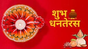 Dhanteras 2025: आज धनतेरस पर इस मुहूर्त पर खरीदारी से बरसेगी मां लक्ष्मी की कृपा, क्या खरीदना होता है शुभ 