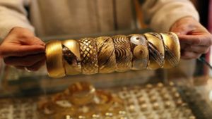 Dhanteras 2025: घर बैठे सिर्फ 10 मिनट में डिलिवर हो जाएगा सोना, जानें कैसे और कहां से करें खरीदारी