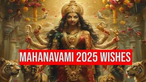 Maha Navami 2025 Wishes In Hindi: महानवमी पर प्रियजनों को भेजें देवी मां के ये भक्तिमय संदेश और शुभकामनाएं