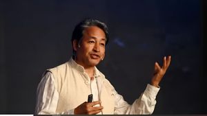 Sonam Wangchuk Net Worth: कितने पढ़े-लिखे हैं सोनम वांगचुक और कहां से आती है उनकी कमाई, जानें पूरी डिटेल 