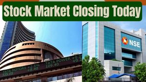 Stock Market Closing Today: महानवमी पर शेयर बाजार में लौटी रौनक! SENSEX 715 अंक चढ़ा - NIFTY 24850 के करीब बंद