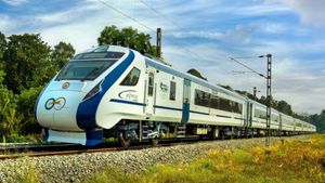 Vande Bharat Train: जोधपुर-दिल्ली वंदे भारत एक्सप्रेस के टाइमटेबल में बदलाव; जानें किराया समते फुल डिटेल