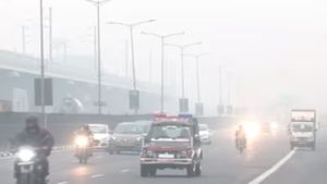 Delhi Office Time Change: राजधानी में जहरीली हुई हवा! बदल गया सरकारी दफ्तरों का समय, जानें नई टाइमिंग