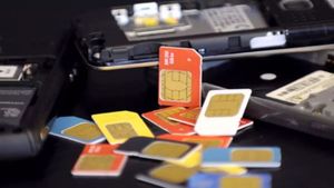 Fake SIM Card: आपके नाम पर तो नहीं चल रहा फर्जी सिम कार्ड? घर बैठे 1 मिनट में करें पता; स्टेप-बाय-स्टेप गाइड