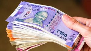 FD Interest Rate: Post Office या बैंक- 5 साल की FD पर कहां मिल रहा ज्यादा ब्याज? जानें कौन दे रहा मोटा रिटर्न