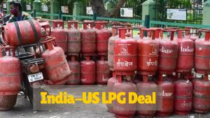 India-US LPG Deal: अब अमेरिका से LGP खरीदेगा भारत - क्या देश में सस्ते होंगे गैस सिलिंडर के दाम?