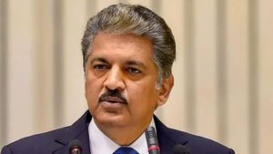 AI नहीं...इसकी वजह से जाएगी नौकरियां! Ford CEO के बाद अब Anand Mahindra ने बताया असली खतरा कौन है?