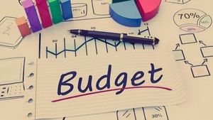 Union Budget 2026: लगातार 9वां बजट पेश करने जा रहीं निर्मला सीतारमण, बजट की तैयारी कैसे होती है?