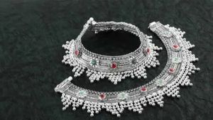 Silver Rate Today: मंगलवार को भी चांदी चमकी! 2 दिनों में ₹12000 का उछाल, जानें आपने शहर का सिल्वर रेट