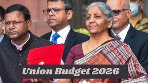 Union Budget 2026: अमीरों पर ज्यादा टैक्स बढ़ाने से उल्टा असर पड़ सकता है! एक्सपर्ट्स की चेतावनी