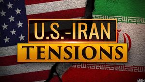 US Iran Tension: सोने ने छुआ $4,600 का ऐतिहासिक स्तर, जानें क्यों चांदी बन रही है निवेशकों की पहली पसंद