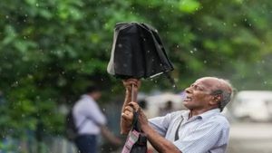 Aaj Ka Mausam: 27 जनवरी को भारी बारिश और आंधी का 'ऑरेंज अलर्ट', जानें अपने शहर का हाल
