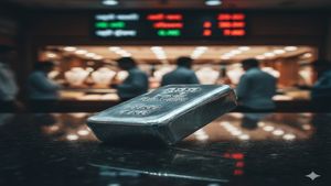 Silver Price Today: 23 फरवरी को चांदी हुई महंगी! आज इतने रुपए का आया उछाल, देखें रेट 