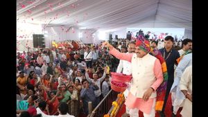 MP News: इंदौर में विकास की नई धारा: मुख्यमंत्री डॉ. मोहन यादव ने बांटे हितलाभ, 1356 करोड़ की जल परियोजनाओं का भूमि पूजन