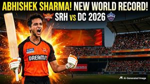SRH Vs DC 2026: अभिषेक शर्मा ने बनाया वर्ल्ड रिकॉर्ड, कैसे तोड़ा क्रिस गेल का रिकॉर्ड?