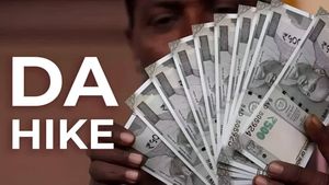 DA Hike Update: महंगाई भत्ते में बढ़ोतरी का ऐलान! जानिए DA बढ़ने से कितनी बढ़ेगी इनकम