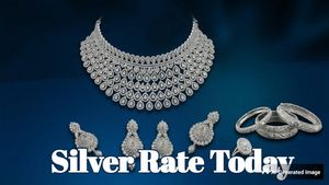 Silver Rate Today: चांदी की कीमतों में मामूली नरमी, MCX पर भी चांदी लुढ़की, चेक करें आज के लेटेस्ट रेट