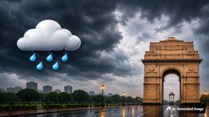 Aaj Ka Mausam: दिल्ली-एनसीआर में कब शुरू होगी झमाझम बारिश? जानें IMD का पूर्वानुमान