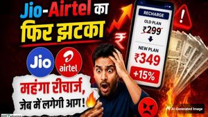 Recharge Price Hike: Jio, Airtel, Vi यूजर्स को लग सकता है झटका! रिचार्ज प्लान हो सकते हैं महंगे