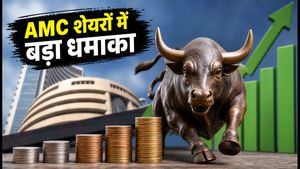 SBIFM की लिस्टिंग के बाद AMC शेयरों में मची हलचल! HDFC AMC और निप्पॉन में कमाई के ये हैं 7 दमदार ट्रेड्स