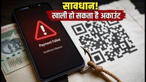 WhatsApp पर 'Scholarship-QR' स्कैम का बड़ा खतरा: खाली हो सकता है बैंक अकाउंट, तुरंत अपनाएं ये सुरक्षा टिप्स