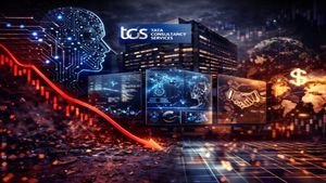 TCS Share Price: TCS Share Price: Q1 रिजल्ट से पहले 2% तक टूटा शेयर, निवेशकों की बढ़ी चिंता, आगे क्या होगा?