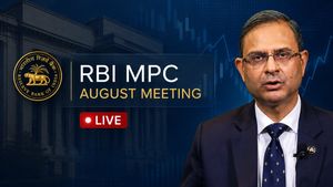 RBI MPC Meeting August 2026: रेपो रेट 5.25% पर बरकरार, लोन और आपकी EMI पर कैसा असर?