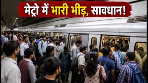 DTC हड़ताल: दिल्ली मेट्रो में आज भारी भीड़, सफर से पहले जान लें ये जरूरी अपडेट