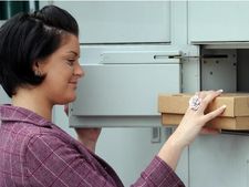 ബാങ്കില്‍ ലോക്കര്‍ തുറക്കുന്നതെങ്ങനെ?