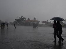 മഴ നന്നായാല്‍ വളര്‍ച്ചാനിരക്ക് എട്ട് ശതമാനമാവും