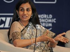 ലോണെടുത്തവര്‍ക്ക് സന്തോഷവാര്‍ത്ത,നിക്ഷേപിച്ചവര്‍ക്ക് വരുമാനം കുറയും 