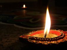 ഉപ്പ് തൊട്ട് മൊബൈല്‍ വരെ വാങ്ങിക്കൂട്ടാം, ഓണ്‍ലൈന്‍ ഷോപ്പുകളില്‍ ഓഫര്‍മേള 