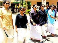 തമിഴ് വനിതകള്‍ മാസാണ്‌ തകര്‍ക്കുന്നു,കേരളത്തിലെ സ്ത്രീകളും മോശമല്ല 