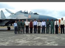 ഹിന്ദുസ്ഥാൻ എയ്റോനോട്ടിക്സ് ഓഹരി വിൽപ്പനയ്ക്ക് ഇന്ന് തുടക്കം