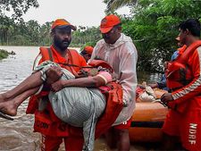 കേരളത്തെ കരകയറ്റാൻ നിങ്ങൾക്ക് ചെയ്യാവുന്ന 10 കാര്യങ്ങൾ