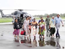 പ്രവാസികൾക്കും ദുരിതാശ്വാസ ക്യാമ്പുകളിലേക്ക് സാധനങ്ങള്‍ നൽകാം; ആമസോൺ വഴി അയയ്ക്കേണ്ടത് ഇങ്ങ