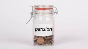 പെൻഷൻകാർക്ക് സന്തോഷ വാർത്ത! ഡിജിറ്റൽ ലൈഫ് സർട്ടിഫിക്കറ്റ് സമർപ്പിക്കൽ എളുപ്പമാക്കി ഇപിഎഫ്ഒ 