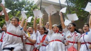  വിദ്യാഭ്യാസ വായ്‌പ എടുത്തിട്ടുണ്ടോ? എങ്കിൽ തിരിച്ചടവ് ചിലവ് കുറയ്‌ക്കാൻ ഈ കാര്യങ്ങൾ ശ്രദ്ധി�