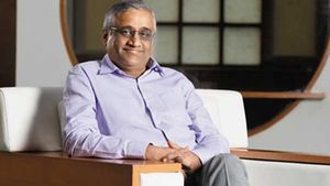 റിലയന്‍സ് ഇടപാട്: ഫ്യൂച്ചര്‍ ഗ്രൂപ്പ് ജീവനക്കാര്‍ക്ക്  ജോലി നഷ്ടപ്പെടില്ലെന്ന് ബിയാനി