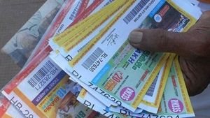 ക്രിസ്മസ് പുതുവത്സര ബംപര്‍ ലോട്ടറി: 12 കോടി രൂപയുടെ ഒന്നാം സമ്മാനം ഈ ടിക്കറ്റ് നമ്പറിന്