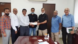 കേരള സ്റ്റാര്‍ട്ടപ്പ് മിഷന്‍ സംരംഭത്തില്‍ നിക്ഷേപം നടത്തി കൊച്ചൗസേപ്പ് ചിറ്റിലപ്പള്ളി