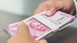 ദിവസം വെറും 100 രൂപ മാറ്റിവെച്ചാല്‍ നിങ്ങള്‍ക്കും നേടാം 20 ലക്ഷം രൂപ — മ്യൂച്വല്‍ ഫണ്ടിനെ കുറിച്ച് അറിയാം