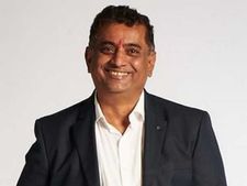 ഭീംജി പട്ടേല്‍; തൊഴിൽ തേടി മുംബൈയിലെത്തിയ 12കാരനിൽ നിന്ന് 100 കോടിയുടെ മദ്യ വ്യാപാരിയിലേക്ക് 