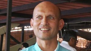 ബള്‍ക്ക് ഡീല്‍ പട്ടികയില്‍ കഛോലിയ; ഐടി ഓഹരി ഒഴിവാക്കി; പകരം ഈ സ്‌മോള്‍ കാപ് വാങ്ങിക്കൂട്ടി